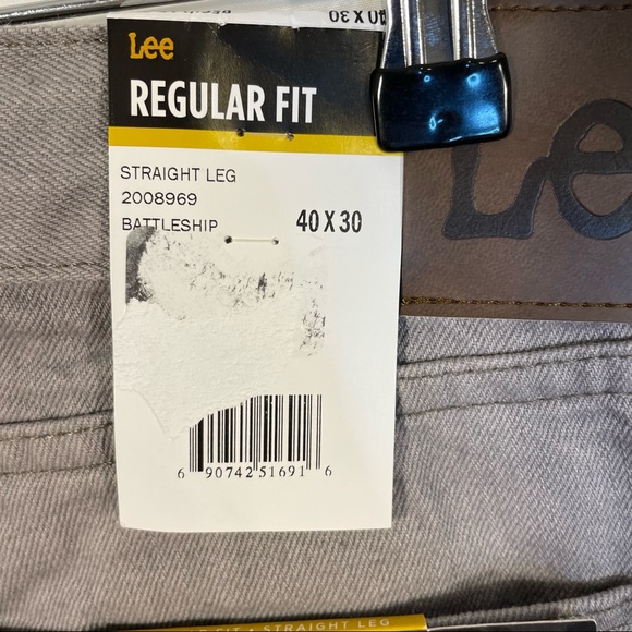 NWT Lee jeans straight leg, reg fit 40X30 - Picture 5 of 5